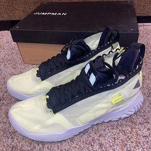 Air Jordan Proto-React Color: Volt/Platinum Sizes: 10.5, 12 all Mens